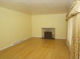 7010 Green Forest Dr, Portage, MI 49024