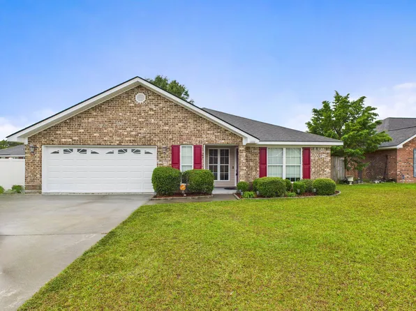 129 Grandview Dr, Hinesville, GA 31313