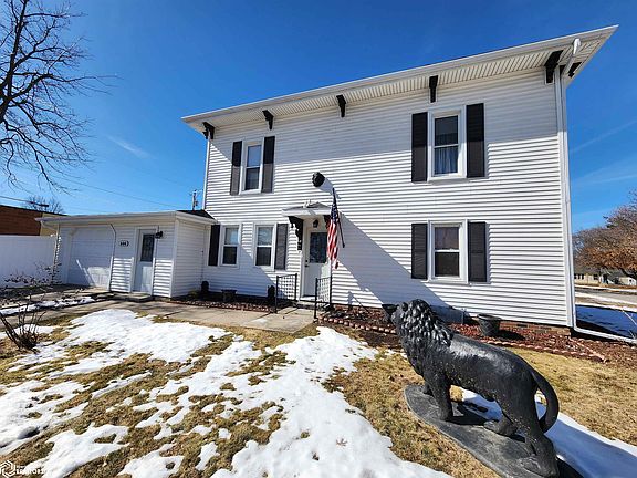 2nd image of 400 Cass St