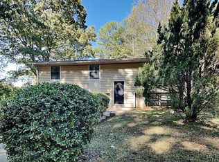 1105 Cherokee Hts, Stone Mountain, GA 30083