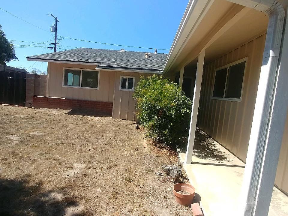 2nd image of 520 Carina Dr
