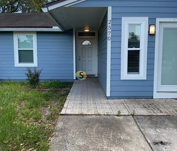 2570 Stern Dr S — Photo 3