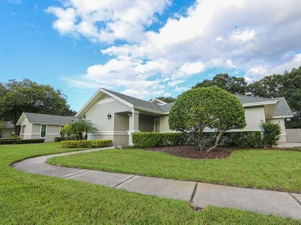 942 Gullane Dr, Tarpon Springs, FL 34688