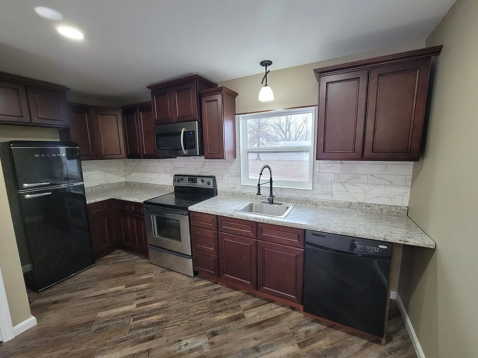 SE 981st Rd, Knob Noster — Photo 3
