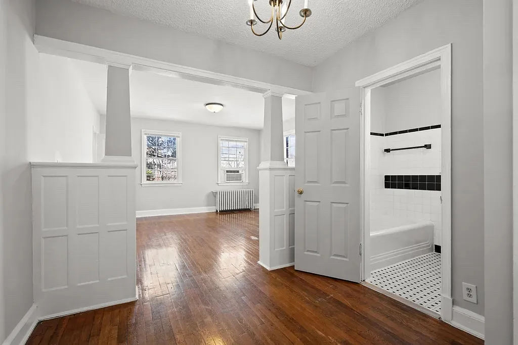 2 bed, 600 sqft, $1,550 — Photo 3
