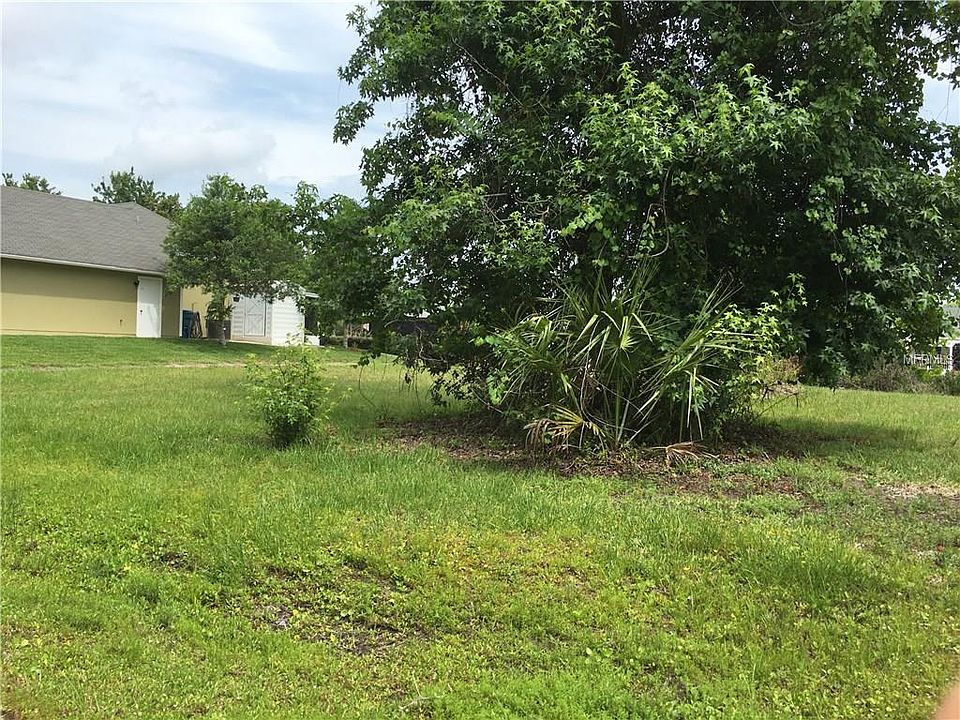 2nd image of 1674 River Rd