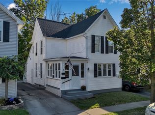 14 Clark St, Lancaster, NY 14086
