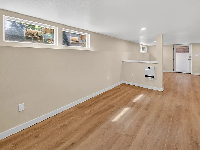7302B 14th Ave NW — Photo 8