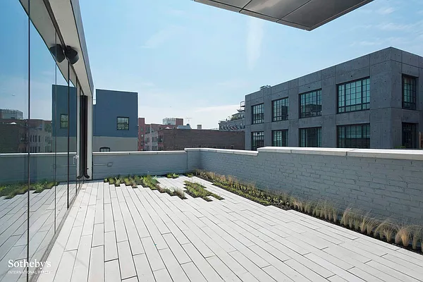 Rented by Sotheby's International Realty | media 9