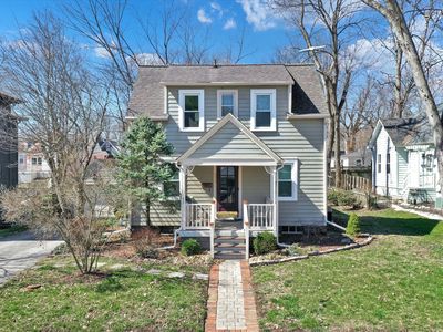 330 S 4th St, Zionsville, IN, 46077