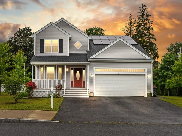 37 Leach Ave, Brockton, MA 02301