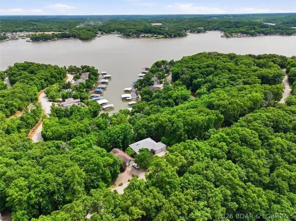 98 Keywest Ln, Lake Ozark, MO 65049