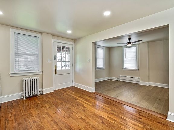 3rd image of 29 N Spring Garden St APT 3