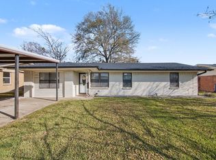 1425 Crestview Dr, Kaufman, TX 75142