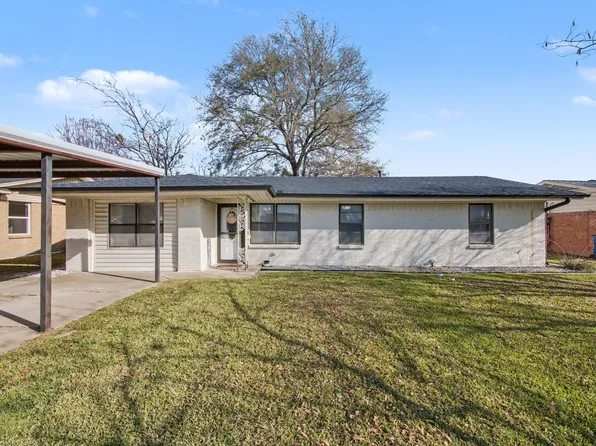 1425 Crestview Dr, Kaufman, TX 75142