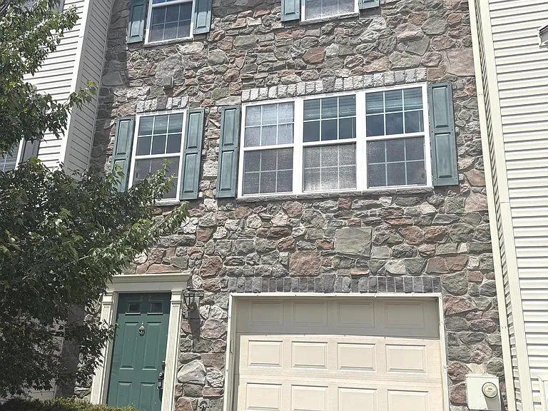 232 Morlatt Ln — Photo 26