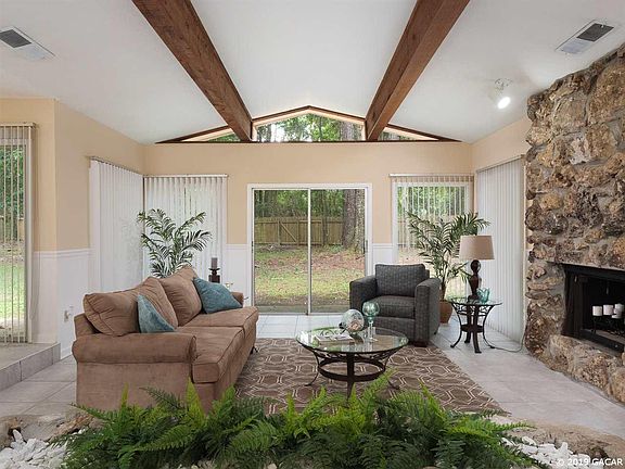 4th image of 5631 NW 53rd Ct
