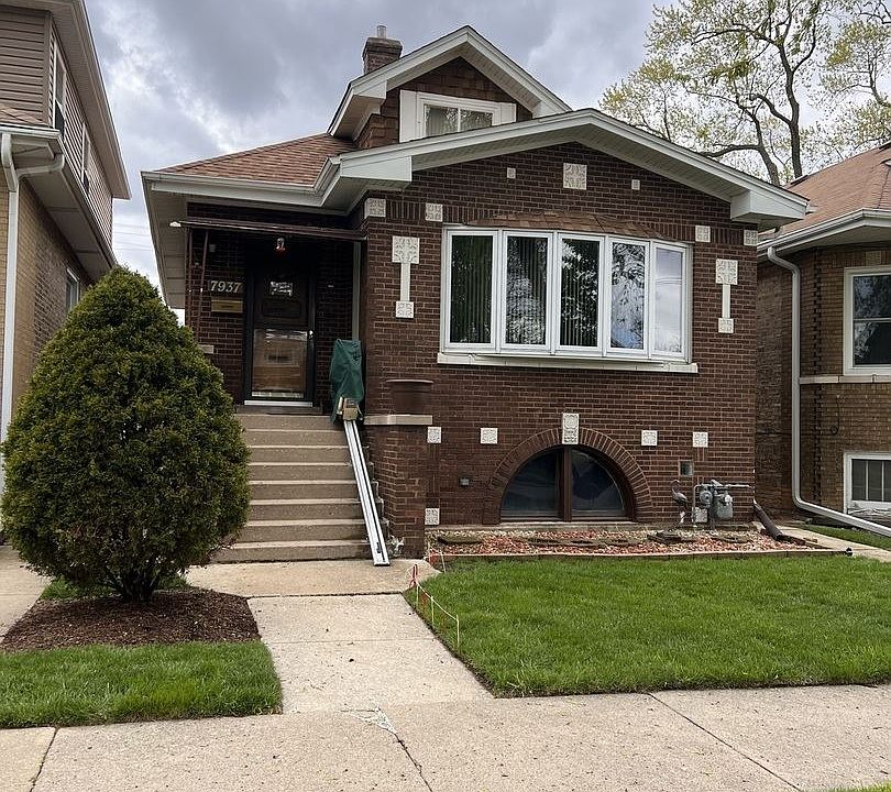 1st image of 7937 W Westwood Dr