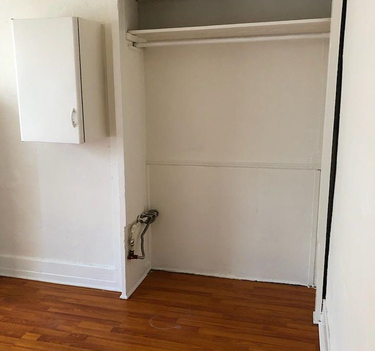 2nd image of 2408 S Grand Ave #18B