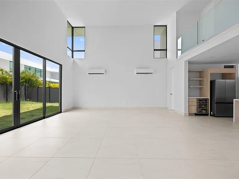 135 Salonga St — Photo 5