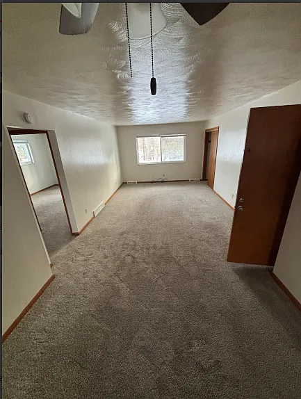 3020 Carskaddon Ave #4 — Photo 2