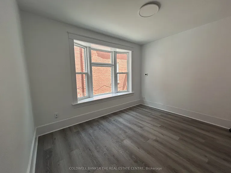 14 Brubacher St — Photo 15