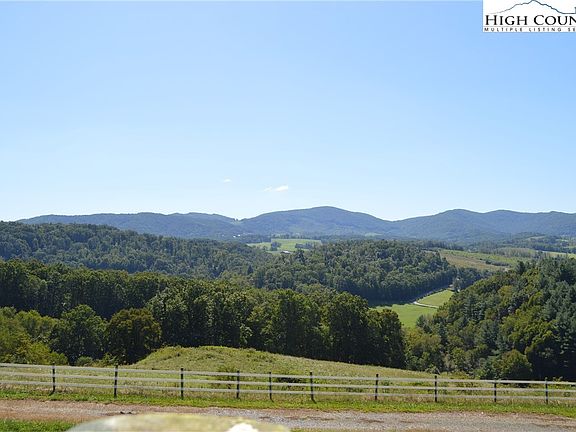 3rd image of 1828 Stratford Road