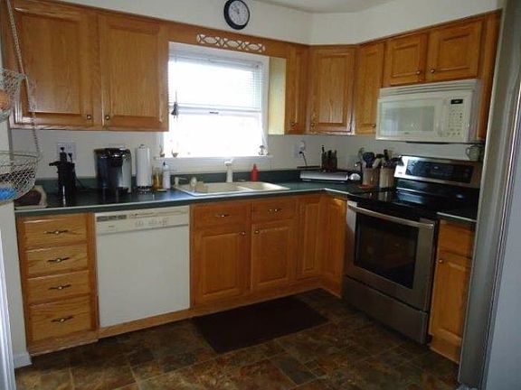 5th image of 39 Eggleston St