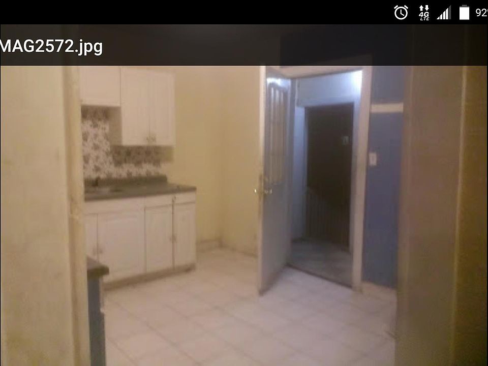 2nd image of 422 Gardner St #1