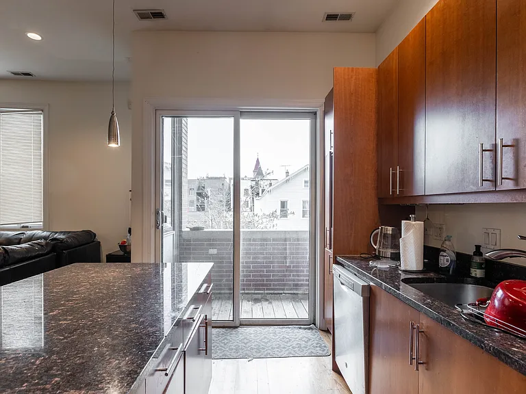 1355 W Augusta Blvd #201 — Photo 6