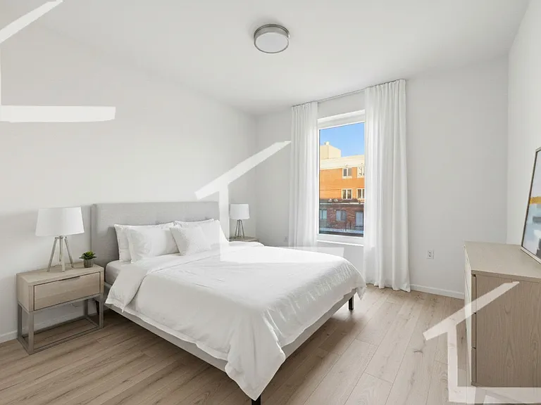 1025 Commonwealth Ave #5 — Photo 9