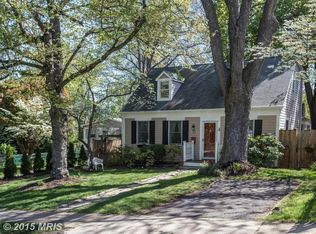 2809 Greenway Blvd, Falls Church, VA 22042