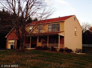 118 Crystal Spring Dr, Ashton, MD 20861