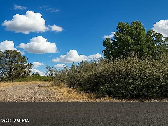 2nd image of 4547 E Donna Dr