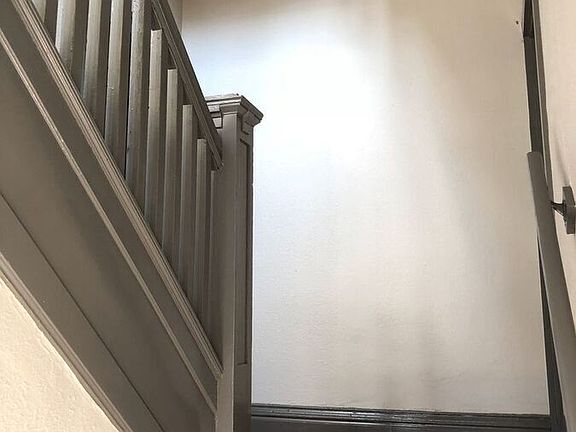 4th image of 3857 Shenandoah Ave APT 1E