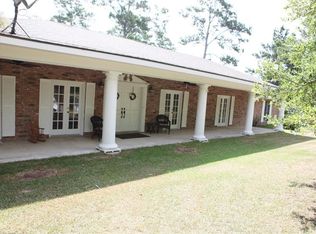 1618 Oak Ridge Dr, Leesville, LA 71446