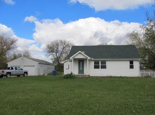 1402 W Knox Rd, Beaverton, MI 48612