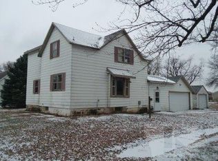 201 W 4th St, Hanlontown, IA 50444
