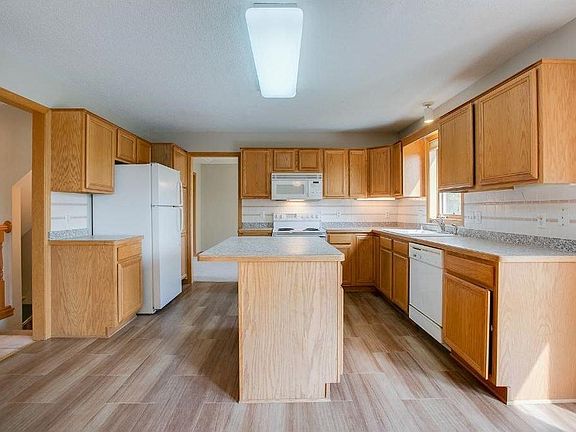 3rd image of 14288 Fridley Way