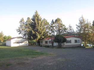 10614 Riveredge Pl, Klamath Falls, OR 97601