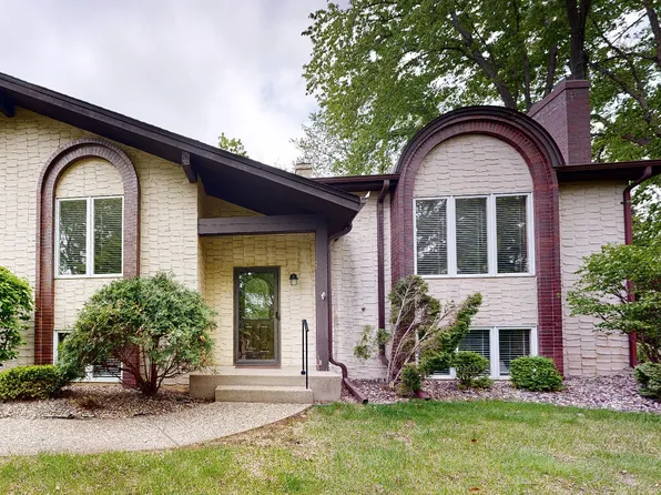 1870 Eagle Ridge Dr APT 5, Mendota Heights, MN 55118