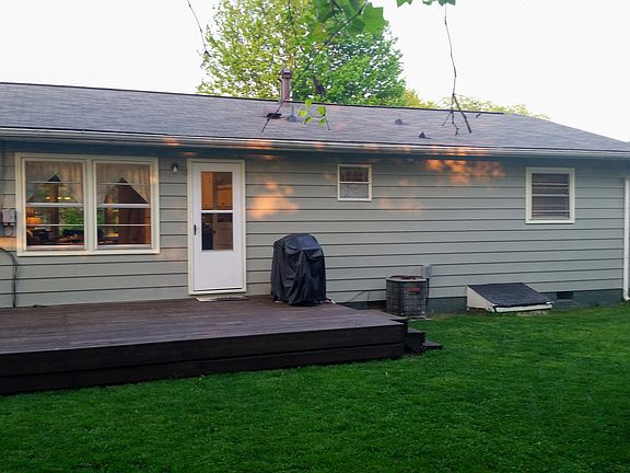 4th image of 127 Miller Dr