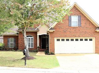 104 Hillside Dr, Tupelo, MS 38804
