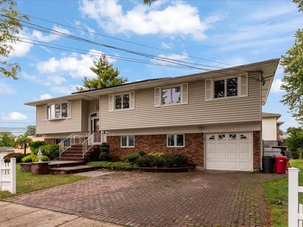 171 Commonwealth Ave