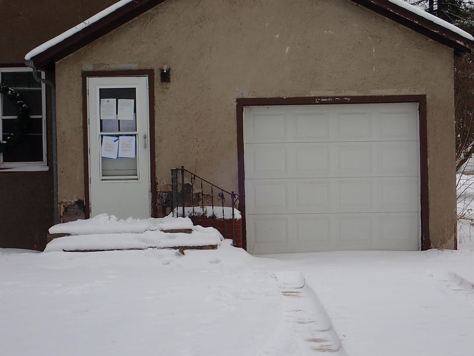 1st image of 221 16th St