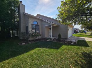 5504 Trippel Dr, Mishawaka, IN 46545