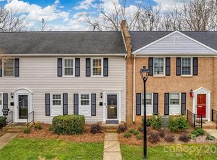 8336 Knights Bridge Rd, Charlotte, NC 28210