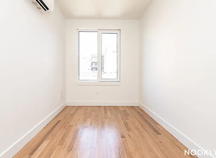489 Grand St #2C — Photo 12