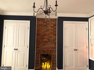 220 W 2nd St, Florence, NJ 08518