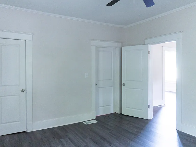 1719 Holman Ave — Photo 8